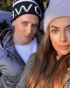Sarah Knappik Instagram - Autum mums ❤️👭a nice woman with a Big heart💕. Wenn Modells Mama werden 🥳Schön, dass es dich gibt @jasmina_kajan