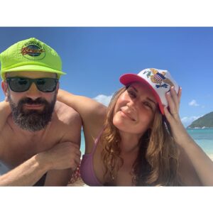 Sarah Lancaster Instagram - Couple of old birds on vacation ☀️