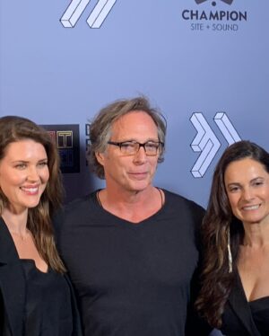 Sarah Lancaster Instagram - Big thank you to everyone that came out and to @dtlafilmfest for having @josieandjackfilm 🖤