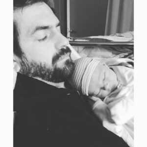 Sarah Lancaster Instagram - Welcome to the world sweet boy. 
And Happy Anniversary husband. 
Julian Turk Jacobs 1/28/17 
7lbs 12oz 21.5 inches of love