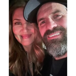 Sarah Lancaster Instagram - Favorite guy and favorite band #bandofhorses