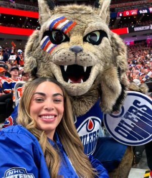 Sarah Nurse Instagram - kinda cool to be on the other side of the glass, Oil Country was lit 🔥 #25