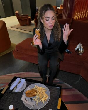 Sarah Nurse Instagram - the greatest love story 🍟