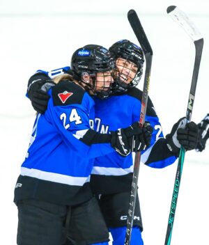 Sarah Nurse Instagram - this season was something special ✨

playing for toronto is such a privilege and i had the BEST time, our fans in this city and around the world showed up for us every step of the way. it exceeded all expectations and i can’t express enough gratitude to all of our staff, partners & investors who made professional women’s hockey a reality. to everyone who embraced, supported & hyped the pwhl, thank you. 

from toronto w love 💙