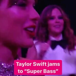 Sarah Ramos Instagram - VMAs plus one stage mom Swiftie chic as @taylorswift somehow made a massive awards show feel like dancing round the kitchen in the refrigerator light. Some guy named Dylan followed me around all night but honestly he was p cool I think he might have a future in Hollywood! #thisoneisfortheboyswiththeboominsystem 
👗: Vintage Chanel from @tabvintage & my personal Versace Bratz shoes
💄: @kirinstagram 
💇‍♀️: @xaviervelasquez