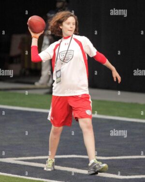 Sarah Ramos Instagram - When I was 18, I was invited to the Super Bowl to play in this celebrity game????? Instead of strategizing about whether or not this was a wise career move for a potential starlet, I put on as much unflattering athletic wear as possible and did what comes most natural to me: played football! I actually saw a lot of action sports-wise (touchdown, ball throwing and catching, running, celebratory dance, high five) AND having-the-camera-on-me-wise. Good thing the photographer extensively captured my participation in this event. Wouldn’t want to not be photographed doing any of this. Later that night I attended a Playboy party and drank so much I had to go to urgent care. #juststarletthings