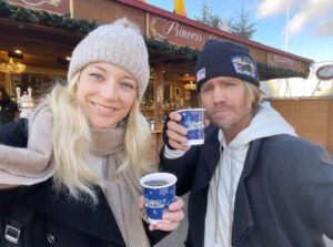 Sarah Roemer Instagram - 🇬🇧 Walking in #winterwonderland #mulledwine #cheers