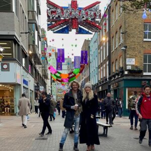 Sarah Roemer Instagram - Our best trip to London yet. 🇬🇧
#london #uk 
@chadmichaelmurray