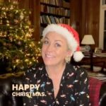 Sarah Beeny Instagram - Have a wonderful Christmas everyone. Thank you so so much for all the amazing support you’ve shown me this year 🎄❤️🎄xx