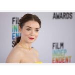 Sarah Bolger Instagram - 💛 Independent Sprit Awards 💛 I couldn’t have loved this look more. Thank you so much, @highheelprncess @makeupbysvh @tildebymatilde @gretaconstantine @_jennybird @jimmychoo 💛💛💛💛