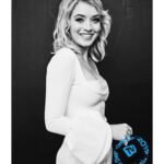 Sarah Bolger Instagram - Pleasure hanging with @tvinsider yesterday! Thank you @iheartmaarten for these incredible photos!! Hair: @mattshair Makeup: @makeupbysvh Stylist: @katiebof Suit: @awake_mode 🖤