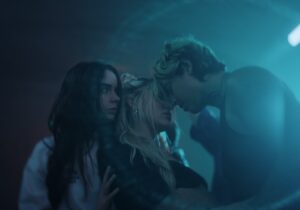 Sarah Desjardins Instagram - LITTLE BOOMS ✨

More stills because our baby is coming soon!!
can’t wait for you to watch @rachelronrose story unfold. 
I’m so proud of the entire teams work on this. 

Incredible cinematography by @mabelengg 🥹

@littleboomsfilm @littleboomsfilm @littleboomsfilm