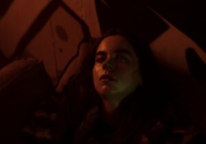 Sarah Desjardins Instagram - LITTLE BOOMS ✨

More stills because our baby is coming soon!!
can’t wait for you to watch @rachelronrose story unfold. 
I’m so proud of the entire teams work on this. 

Incredible cinematography by @mabelengg 🥹

@littleboomsfilm @littleboomsfilm @littleboomsfilm