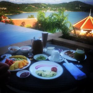 Sarah Harding Instagram - Good morning from my little spot in healthy heaven! 😍👌🏼😘 #healthy #january 💪🏼❤️💋☀️🌴🥗
