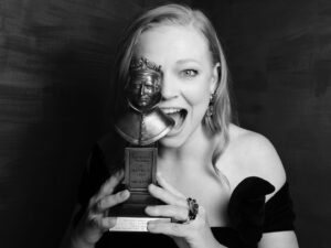Sarah Snook Instagram - Sarah Snook awarded Best Actress for her performance in @doriangrayplay 

📸: @rankinarchive in collaboration with @fujifilmuk