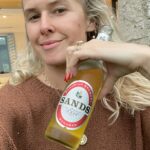 Sarah Wright Instagram - Out now on @themotherdazepodcast we discuss our holiday travels and time unplugged, we talk about our intentions for the new year, goal setting and dreams for our dazies!! Find us now wherever you listen to podcasts!!