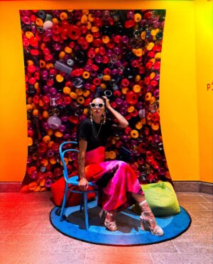 Sarain Fox Instagram - Life is a painting, and you are the artist… 🎨 

👗@dkny 
👠 @aldo_shoes (Miigwetch @uncuffedleather)