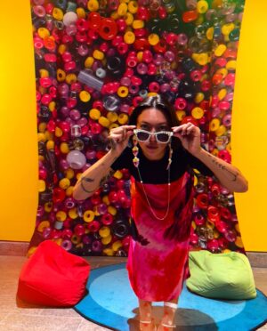 Sarain Fox Instagram - Life is a painting, and you are the artist… 🎨 

👗@dkny 
👠 @aldo_shoes (Miigwetch @uncuffedleather)