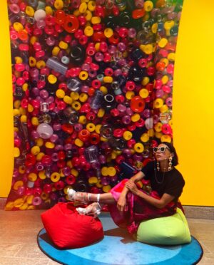 Sarain Fox Instagram - Life is a painting, and you are the artist… 🎨 

👗@dkny 
👠 @aldo_shoes (Miigwetch @uncuffedleather)