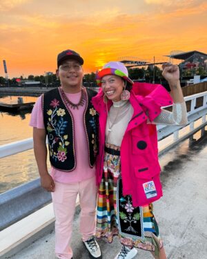 Sarain Fox Instagram - #nofilter 

If you open your eyes, the magic of this world is spectacular. 🪄 

#summersolstice #sunset #gratitude #love #indigenouspeoplesday