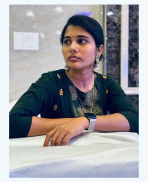 Saranya Pradeep Instagram - Oh, hey there!!

PC: #mogudu 😘
@pradeepmanku 
.
.
.
.
.
.
.
.
#photooftheday #mondays #explore #more 
#mondayvibes #endoftheday #mondayblues 
#mondaymotivation #mondaymadness #monday #mondaymonday #monday 
#love #newweek #picoftheday #instagood #cozy #winter #music #night #happy
