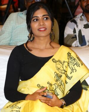 Saranya Pradeep Instagram - #throwback Ambajipeta Marriage Band
Pre-release Event
.
.
Designed and Styled by : @prathibhaa_reddy 
Jewellery : @justjadaujewellery 

#streaming on AHA from March 1st

#ambajipetamarrigeband #streaming #on #aha #from #march #1st #family #entertainment 
#love #drama #family #emotions #brothersisterlove #friendship #revenge #everything #only #on #aha
