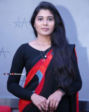 Saranya Pradeep Instagram - A well-known talented artist, Heroine Sharanya Pradeep, is bringing a different concept to the film #AmbajipetaMarriageBand. Her presence graces the event with charisma. @iam_sharanyapradeep 

#filmcombat #sharanyapradeep #sharanya #heroine #talent #actress #tollywood #movies #speech #black #celeb #celebrity