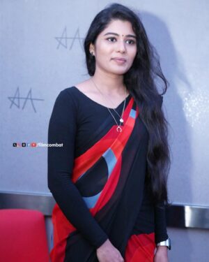 Saranya Pradeep Instagram - A well-known talented artist, Heroine Sharanya Pradeep, is bringing a different concept to the film #AmbajipetaMarriageBand. Her presence graces the event with charisma. @iam_sharanyapradeep 

#filmcombat #sharanyapradeep #sharanya #heroine #talent #actress #tollywood #movies #speech #black #celeb #celebrity