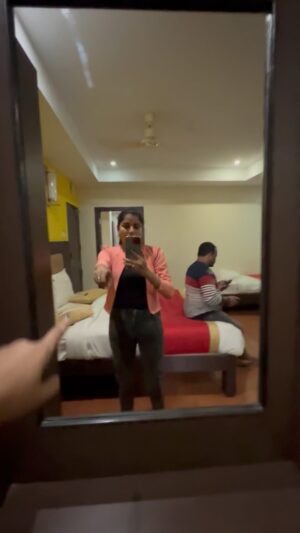 Saraswathi kuna Instagram - connecting room in tirupathi family tho venkanna darshanam baga ayyendi…