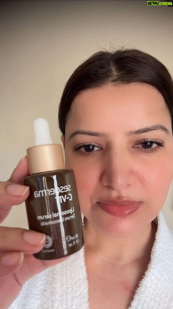 Sarika Dhillon Instagram - My absolute FAVOURITE Vitamin C serum - #sesdermaC-vit This is my holy grail for brighter, smoother, glowing skin and has been a saviour going into winter and getting me through the change of seasons. A triple-active, brightening & pigmentation correcting Vitamin C Serum, which targets signs of dullness for a visibly brighter complexion in just one week. I love how the texture is non sticky, there is no Vitamin C smell - just a lovely orange blossom, and I love how it’s evened out my skin tone as well as improving dullness! The result? My skin is left glowing, it feels much smoother, and is visibly brighter. You can buy C-vit from here www.iberiaskinbrands.in #iberiaskinbrands #iberiaskinbrandsindia #sesdermaindia #sesderma #cvitserum #vitaminC #Glowingskin #serum #antioxidant #skincareroutine #radiance #brightening