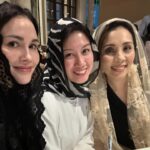 Sarimah Ibrahim Instagram - Lovely terawih with the fam 💚🥰🤲🏻🤲🏻 Alhamdulillah for every blessing and rezeki. May everyone be kept healthy happy and safe. 🤲🏻 #jaafarclan #nadzimiddinclan #mudzaffarclan @tengkualana @t.a.j.j @heidihanif @yimbosauce @aliabastamamkl @alianaq1226 @alia6astamam @tunkunadia @tengkual @tpj_n9 @tunkumyra @jamienx200t @marisasoraya @ninakazman @tmalauddin