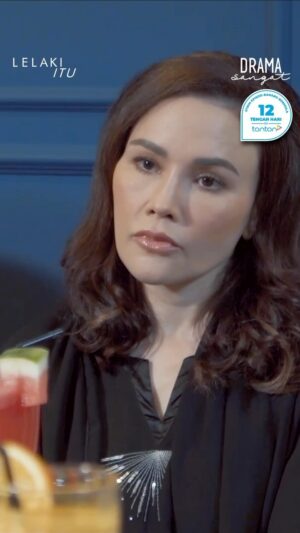 Sarimah Ibrahim Instagram - Macam takde jalan perdamaian je antara Imani & Qaida! 

▶️ LELAKI ITU -> Isnin - Jumaat -> 10 Malam di TV3 dan strim secara HD di Tonton!

▶️ ⁠Layan feeling korang 24/7 di phone atau di Smart TV!

Sekiranya anda berdepan dengan masalah kemurungan, tingkah laku bunuh diri, serangan panik, kebimbangan dan tekanan, anda boleh menghubungi TALIAN HEAL 15555 Helpline, TALIAN KASIH 15999 atau Befrienders KL di 03-76262929. (24 jam)

#DramaSangat
#TV3Malaysia
#Samarinda
#LelakiItu
#MacamDuluDulu
#KongsiBersama #KongsiCerita #dramatiktok #sembangentertainment