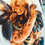 Sarina Suzuki Instagram - 誕生日はわたしが食べたかったイタリアンへ。 店の予約は私がしたから、誕生日サプライズはないもんかと思い頼んだデザートにローソクとか刺してあったら嬉しいなぁって誕生日アピしたら、リオトに「ママはいつもサプライズ台無しにする」って怒られた😅母親って段取りの生き物なのよ、ごめんなさい。 実は、いつの間にかお店の人に伝えてくれてたみたいでデザートと共に店中でバースデーソング歌ってくれた。 #riototomama #birthday
