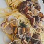 Sarina Suzuki Instagram - 誕生日はわたしが食べたかったイタリアンへ。 店の予約は私がしたから、誕生日サプライズはないもんかと思い頼んだデザートにローソクとか刺してあったら嬉しいなぁって誕生日アピしたら、リオトに「ママはいつもサプライズ台無しにする」って怒られた😅母親って段取りの生き物なのよ、ごめんなさい。 実は、いつの間にかお店の人に伝えてくれてたみたいでデザートと共に店中でバースデーソング歌ってくれた。 #riototomama #birthday
