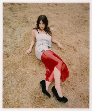 Sasha Spielberg Instagram - @shadowplay_magazine 
📷: @emiliastaugaard 
Hair: @marandahair 
Make up: @loftjet 
Styling: @jensenleigh