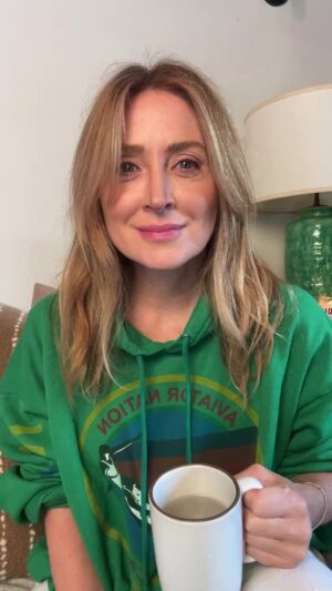 Sasha Alexander Instagram - #convosandcoffee w/ @caranatterson author of #thisissoawkward talking brain maturity & raising teenagers in today’s world. Best book and women @vanessakrollbennett listen up! ☕️