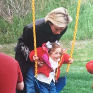 Sasha Alsberg Instagram - A decade has passed but I still feel her, mourn her and miss her more than words can express. Mom, I love you. Thank you for being the woman you were and still are to me. Forever and always. 🤍 you helped shape me into who I am today even when you weren’t physically there. You are infinite to me and for that, I am forever grateful.