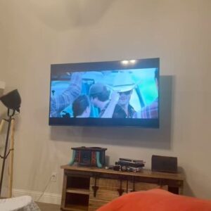 Sasha Lane Instagram - The first time the little one saw me on Tv 🥰😭🥹 #Twisters