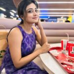 Sasmita Piyali Sahoo Instagram – Food before dudes😉…
.
.
#picoftheday #smile #happiness #love #life #live #positivity #beyou #vibes #food #goodmood #odiagirl #actress #pretty #simple #foodies #instagram #sasmitapiyalishaoo