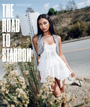 Savannah Lee Smith Instagram - @MiniVMag by @VMagazine
🫶🏽The Premiere Issue🫶🏽

Photos: @tyrellhampton
style: @michaelvalexander
Face: @hollysilius
Hair: @laurenpalmersmith
Editors: @thekevinponce / @daniacurvy
Text: @tr.ishna