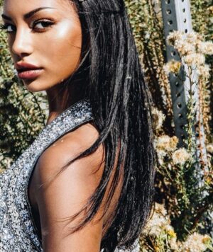 Savannah Lee Smith Instagram - @MiniVMag by @VMagazine
🫶🏽The Premiere Issue🫶🏽

Photos: @tyrellhampton
style: @michaelvalexander
Face: @hollysilius
Hair: @laurenpalmersmith
Editors: @thekevinponce / @daniacurvy
Text: @tr.ishna