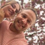 Sawsan Arsheed Instagram - Love is the closest thing we have to magic ❤️❤️❤️ #happiness #love #friendship #springtime #goodvibes #hope #france #syrianactress @maximkhalil1