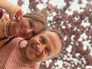 Sawsan Arsheed Instagram - Love is the closest thing we have to magic ❤️❤️❤️ #happiness #love #friendship #springtime #goodvibes #hope #france #syrianactress  @maximkhalil1