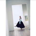 Saya Ichikawa Instagram - ART THINKING @qui_tokyo 【特集：ミカタを変えるとセカイが変わる】 @artizonmuseum Dress by @momoko_chijimatsu ⁡ Photograph : Kei Matsuura（STUDIO UNI） Styling : Mari Tsujimura Hair&Make-up : Maiko Inomata（TRON） Art Direction : Kazuaki Hayashi（QUI） Edit : Seiko Inomata（QUI） ⁡ #アーティゾン美術館 #artizonmuseum #savantshowroom #artthinking