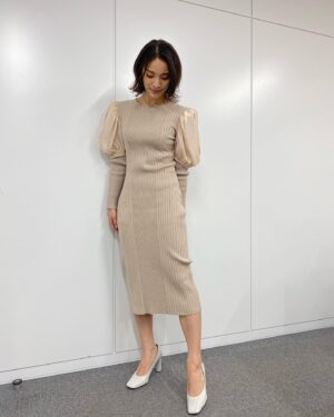 Sayaka Akimoto Instagram - 11/19 マイナビBe a booster!衣装です。
このワンピース、きちんと見えるのに楽ちんでお買取りしました✨

ワンピース
lanvin_en_bleu_womens
ネックレス、ピアス 
abiste_official

ありがとうございました😊