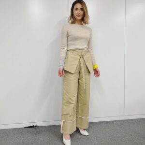Sayaka Akimoto Instagram - マイナビBe a booster!

衣装です😊

ニット、パンツ
nagonstans 
ピアス
grossejapan 

衣装も明るい色が増えて来ました🌸