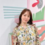 Sayaka Isoyama Instagram - 『ウラマヨ！』 いつも面白い情報、グルメなどで 収録が楽しいです！！ 壁が可愛いよね。 花柄ワンピース　@adelly.tokyo ストライプシャツ　@dresslaveofficial チュールスカート　@jusglitty_official