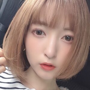 Sayaka Kanda Instagram - 暑くてトレンチ脱いじゃった。
ぽかぽか陽気だね🌸