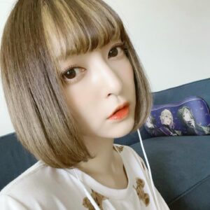 Sayaka Kanda Instagram - install her voice