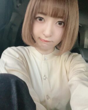 Sayaka Kanda Instagram - しゅわしゅわカーデ、デニムに合わせてみたよ。
#canone